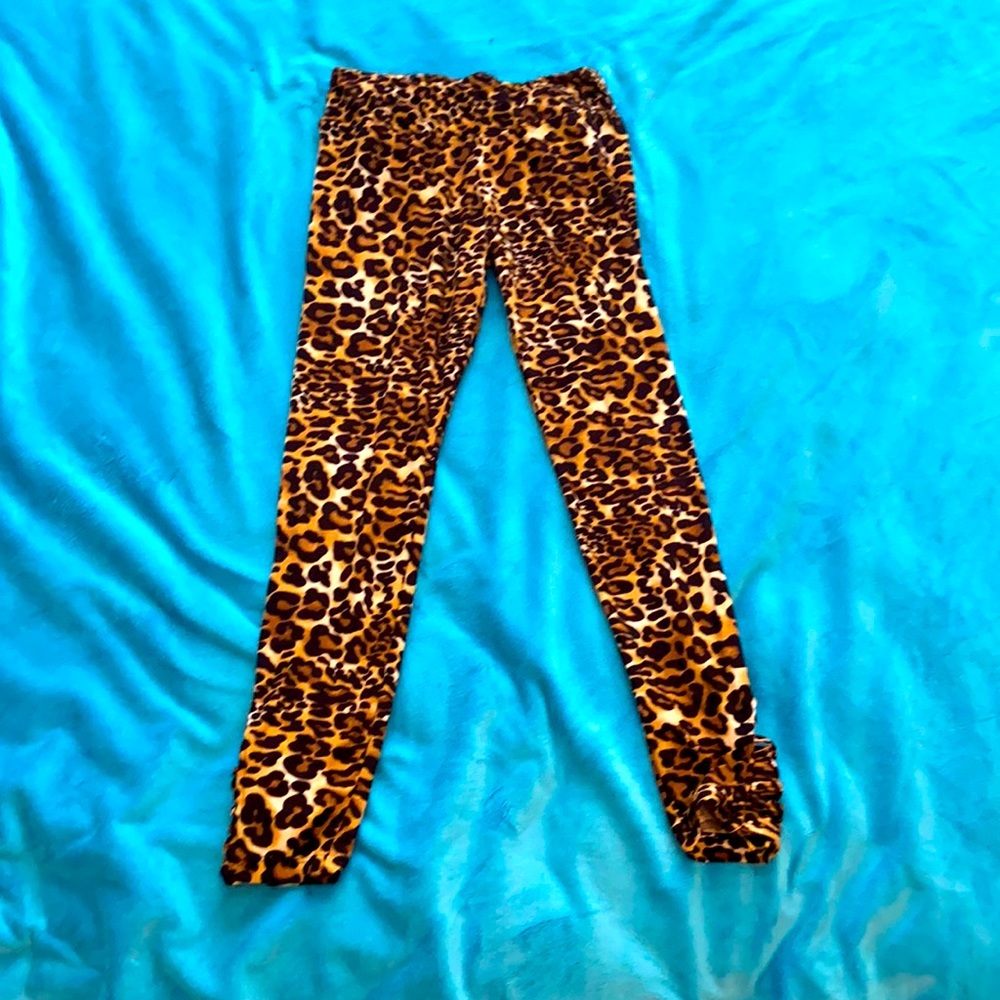 Cheetah Print leggings, girls size small, hot kiss